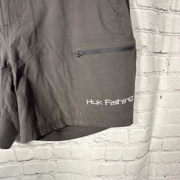 HUK Shorts Large Men's Gray Next Level Quick-Drying Performance Fishing Shorts - Picture 2 of 10